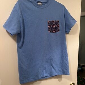 Hamptons Classic Blue T-Shirt with Patterned Pocket